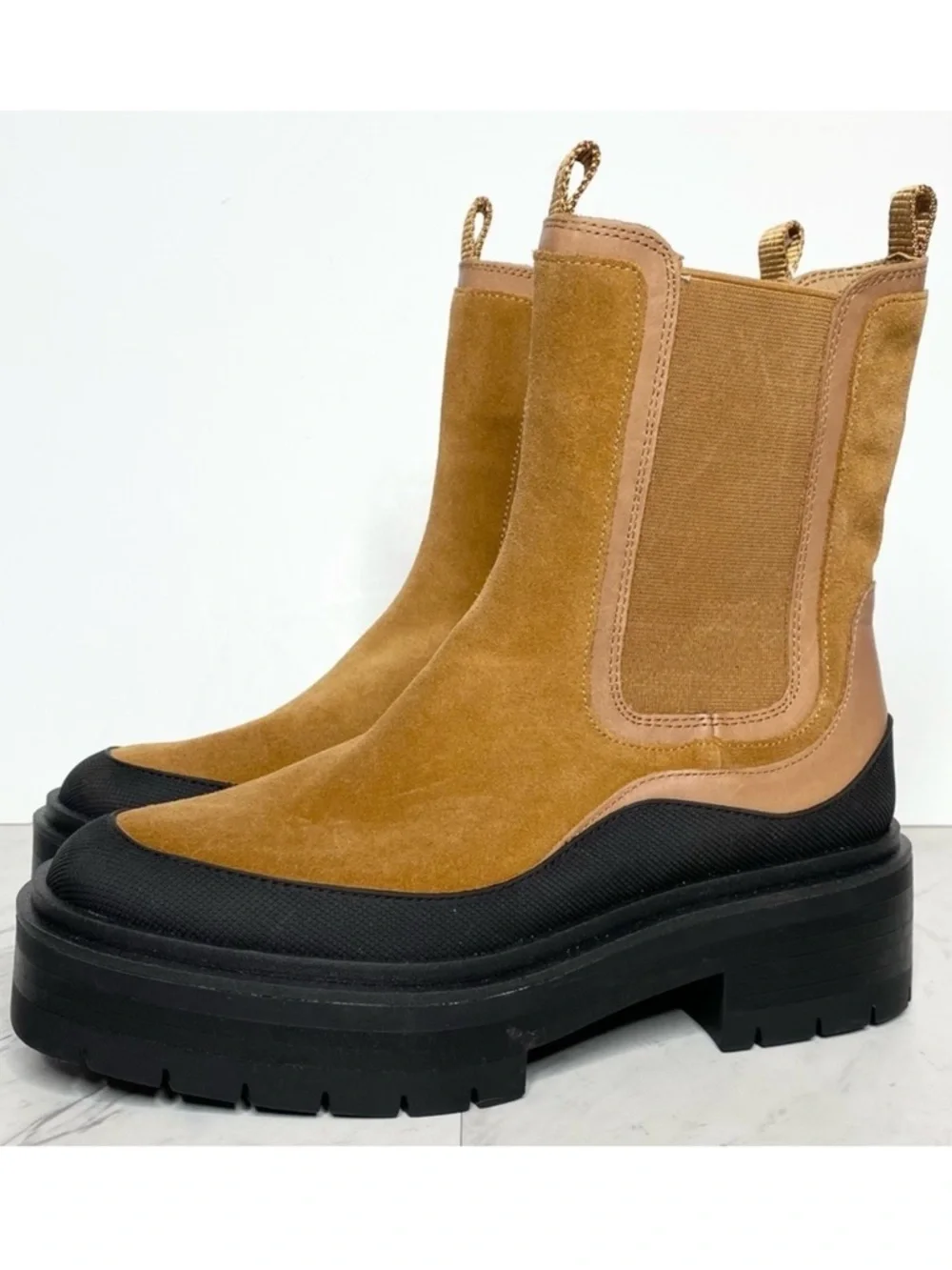 New! Sam Edelman Lulia Brown Suede Lug Sole Chelsea Boot 7 1/2 M